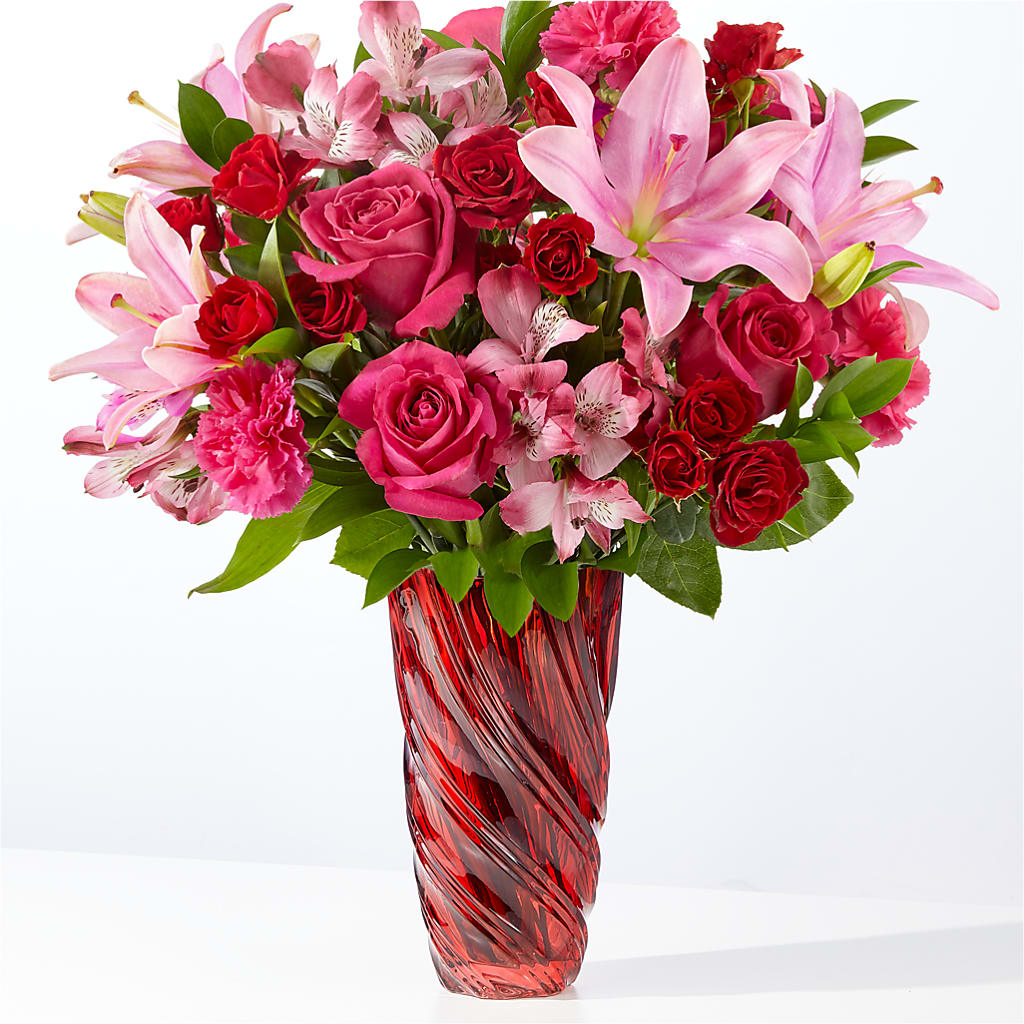 In Love Bouquet with Luxe Swirl Vase – AIMEE'S FLOWERS, San Diego CA