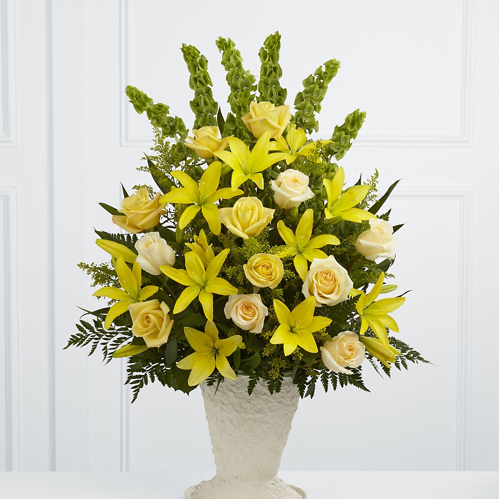 Golden Memories Arrangement – AIMEE'S FLOWERS, San Diego CA