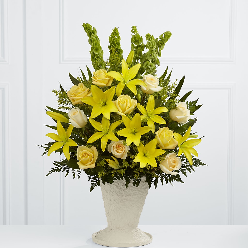 Golden Memories Arrangement – AIMEE'S FLOWERS, San Diego CA