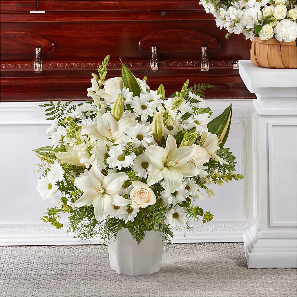 Thoughts of Tranquility Floor Basket – AIMEE'S FLOWERS, San Diego CA
