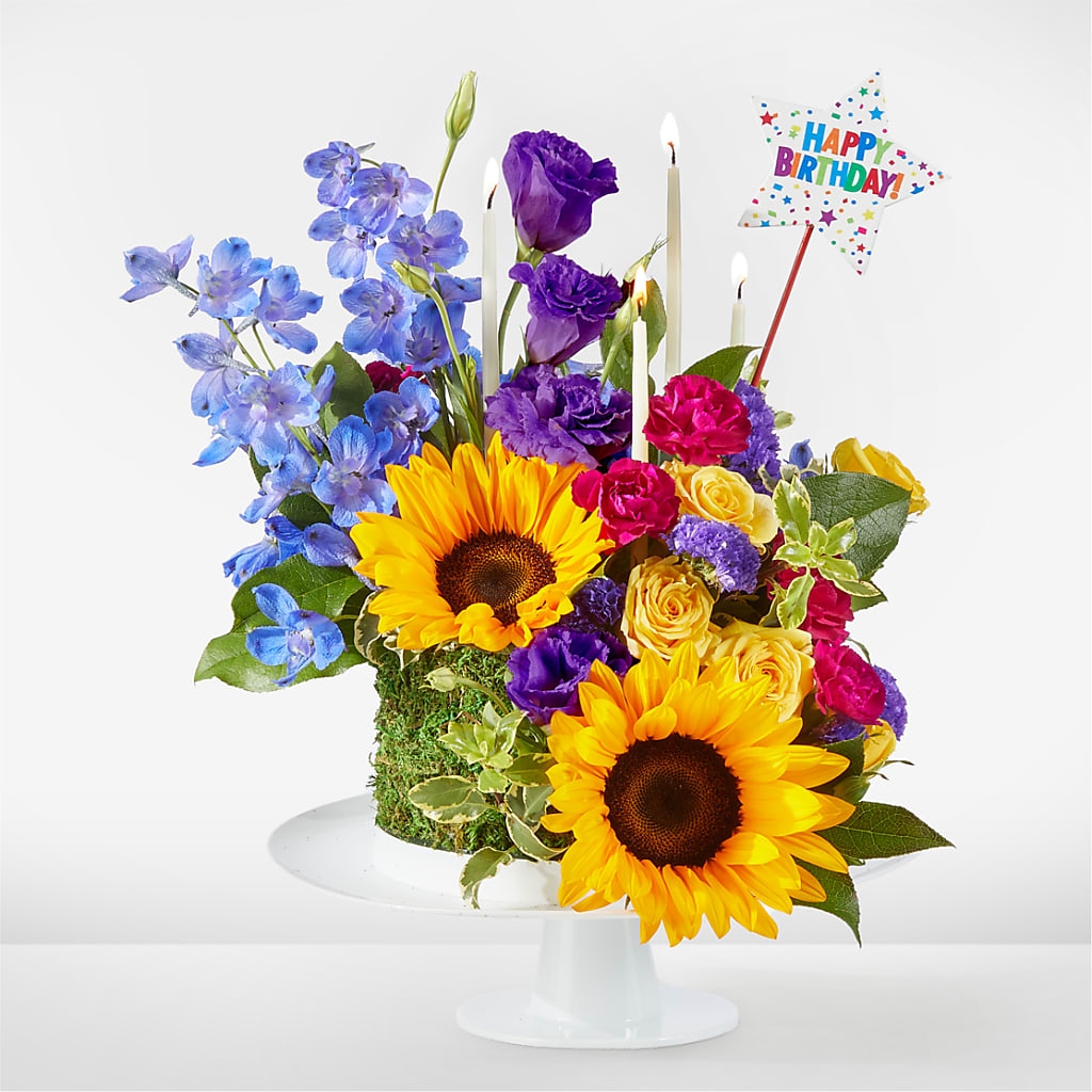 Star of the Day Floral Cake – AIMEE'S FLOWERS, San Diego CA