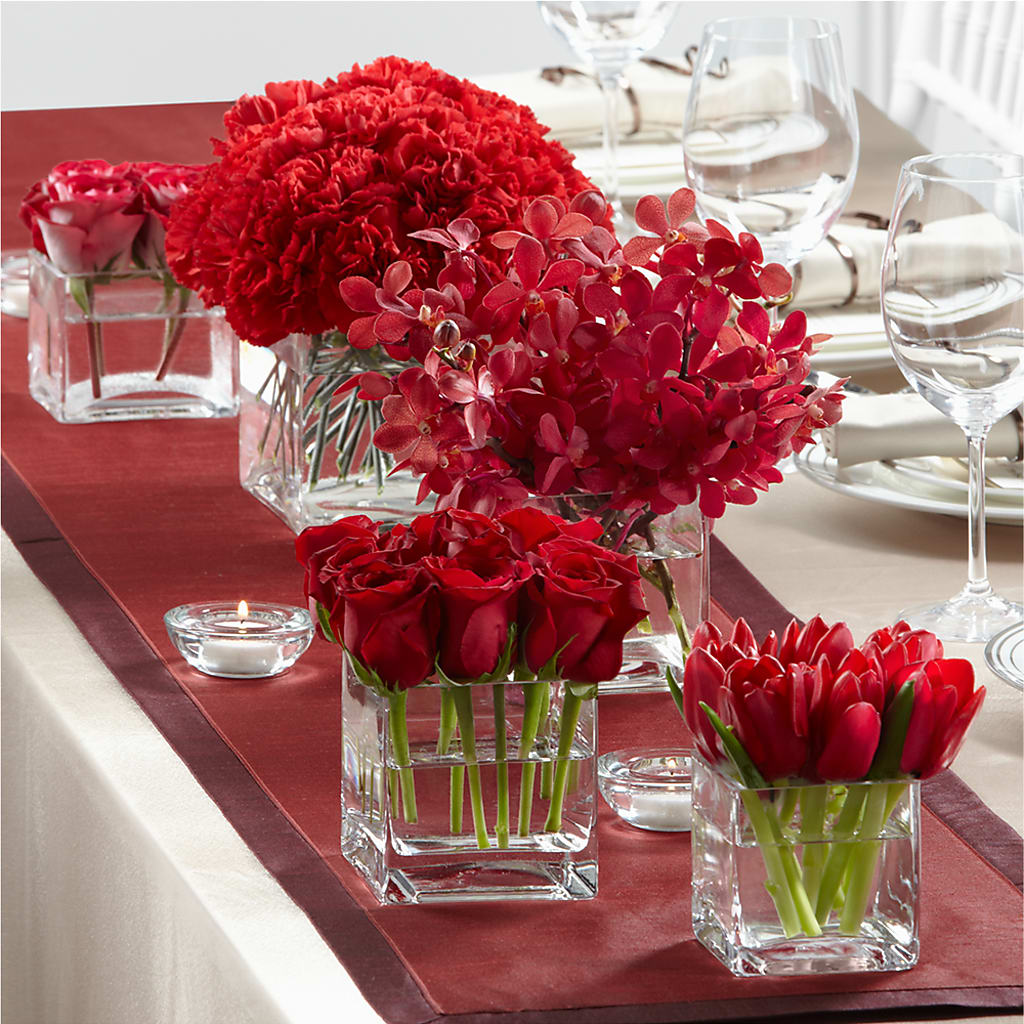 Modern Grace Centerpiece – AIMEE'S FLOWERS, San Diego CA