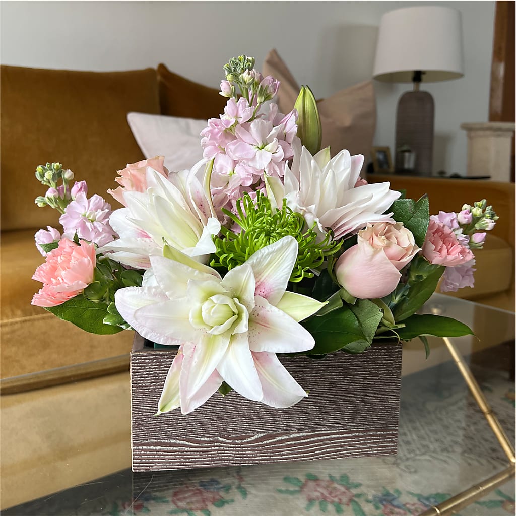 Beautiful Spirit Basket – AIMEE'S FLOWERS, San Diego CA