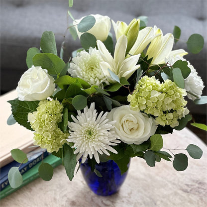 Snowy Dreams Bouquet – AIMEE'S FLOWERS, San Diego CA