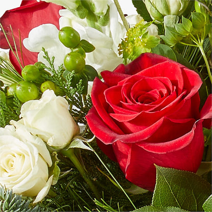 Deck the Halls Bouquet – AIMEE'S FLOWERS, San Diego CA