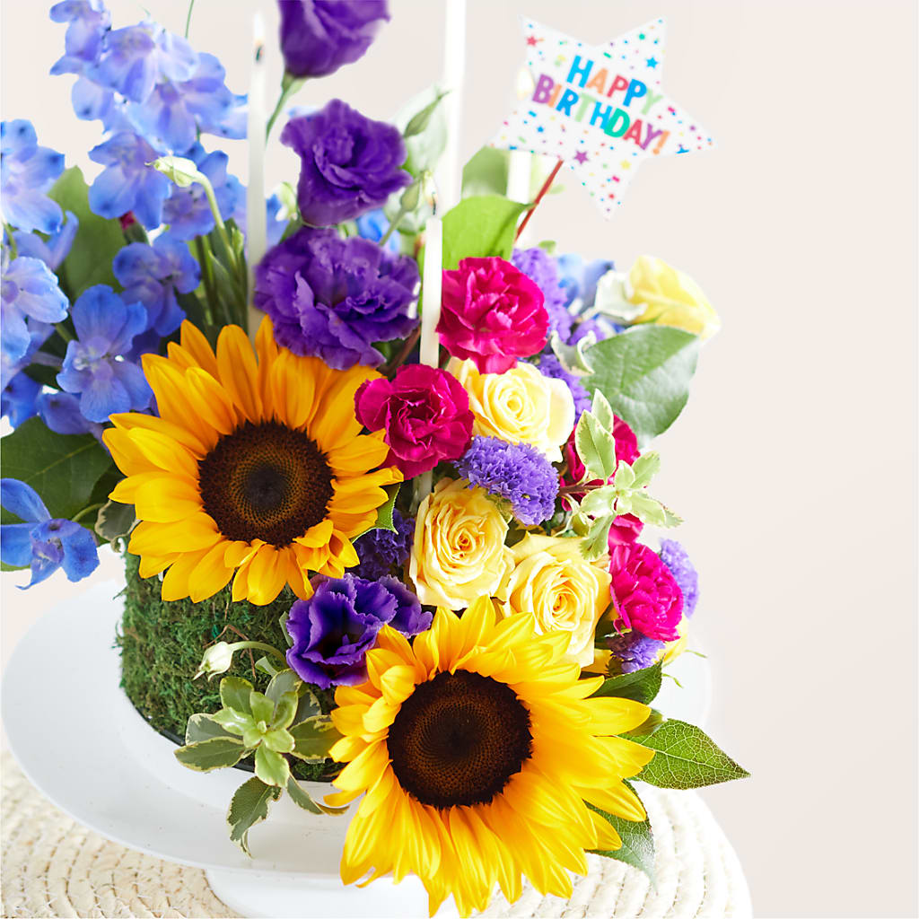 Star of the Day Floral Cake – AIMEE'S FLOWERS, San Diego CA